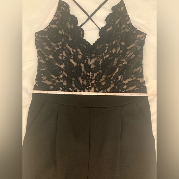 Express ankle-length black jumpsuit - Picture 6 of 6